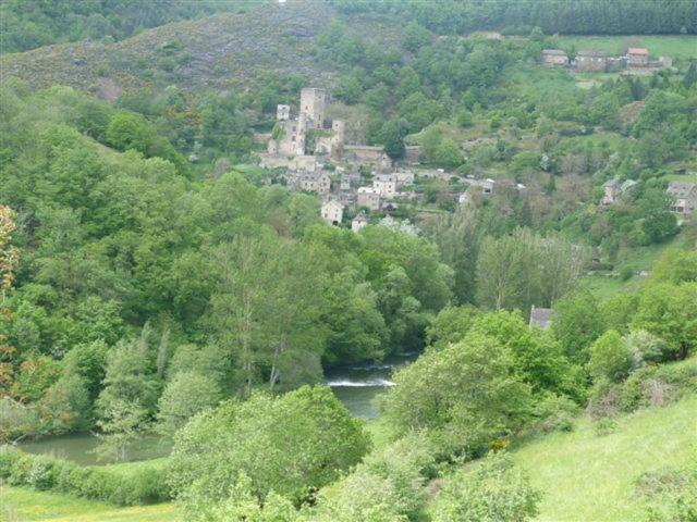 Gite Oustal Belcastel  외부 사진
