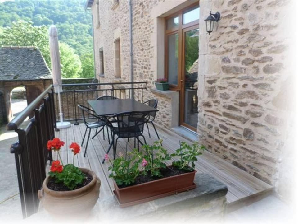 Gite Oustal Belcastel  외부 사진